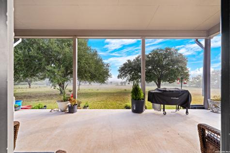 7915 County Road 203 Beeville TX 78102