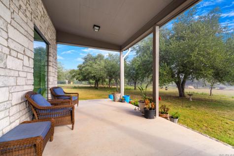 7915 County Road 203 Beeville TX 78102