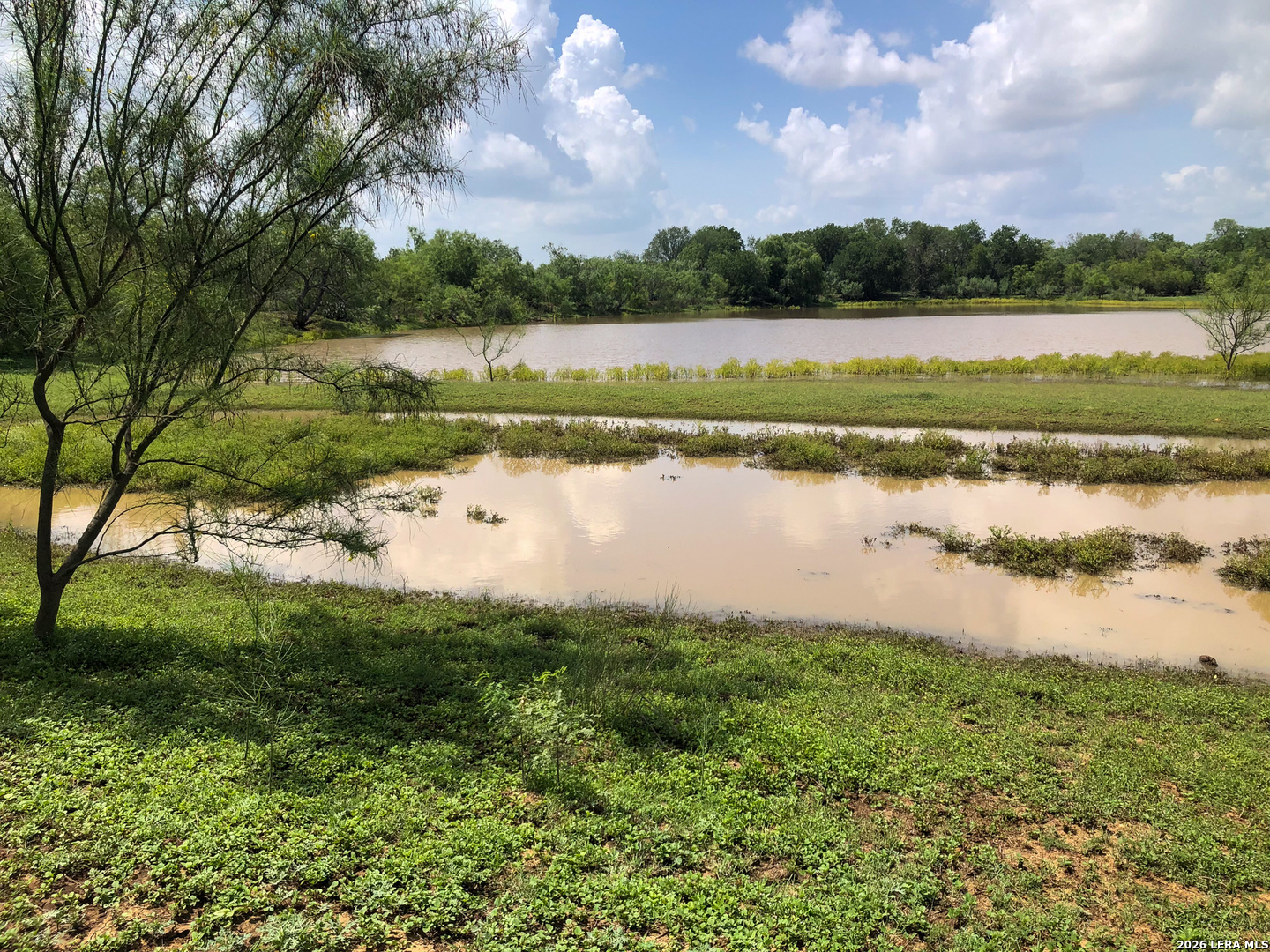 1277 County Road 138 Floresville TX 78114
