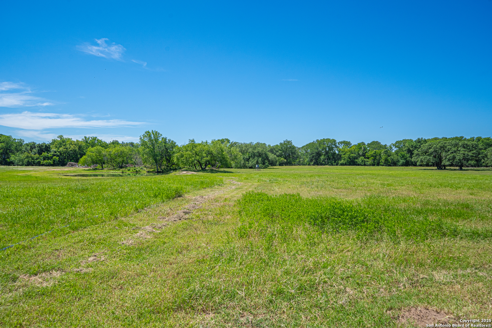 3575 Baker Kingsbury TX 78638