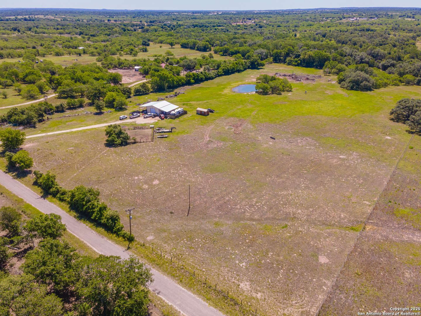 3575 Baker Kingsbury TX 78638