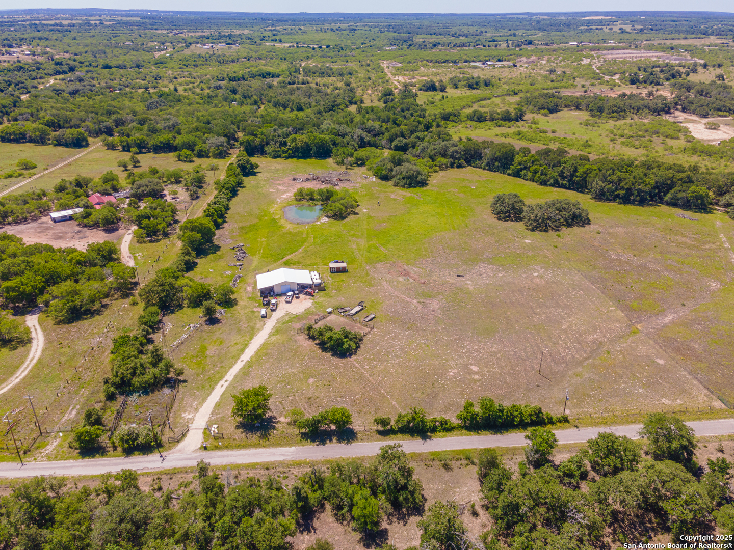 3575 Baker Kingsbury TX 78638