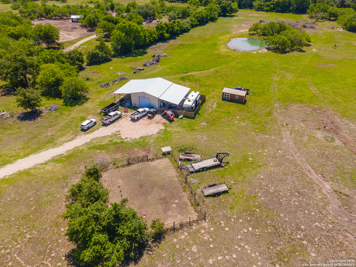 3575 Baker Kingsbury TX 78638