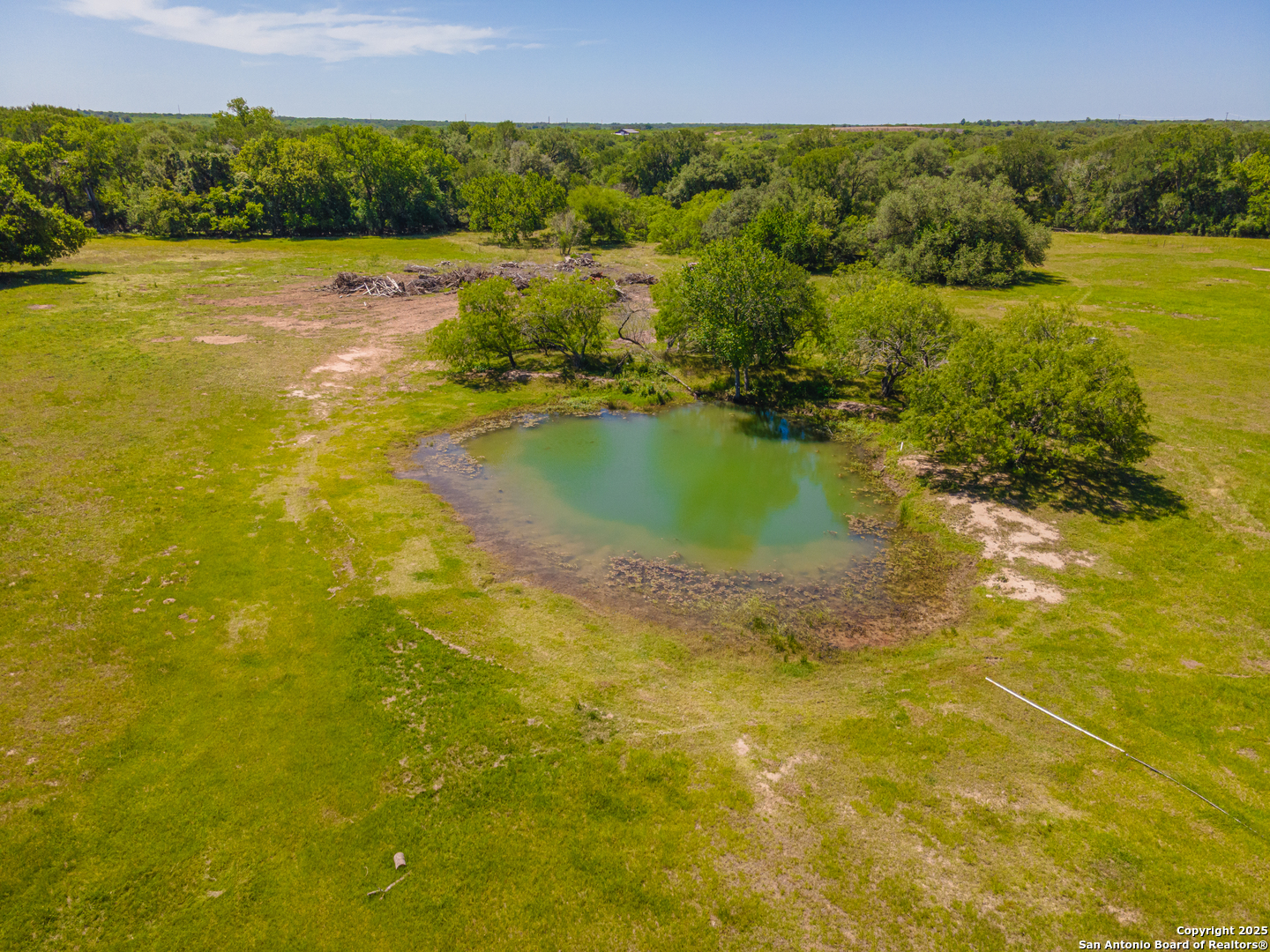 3575 Baker Kingsbury TX 78638