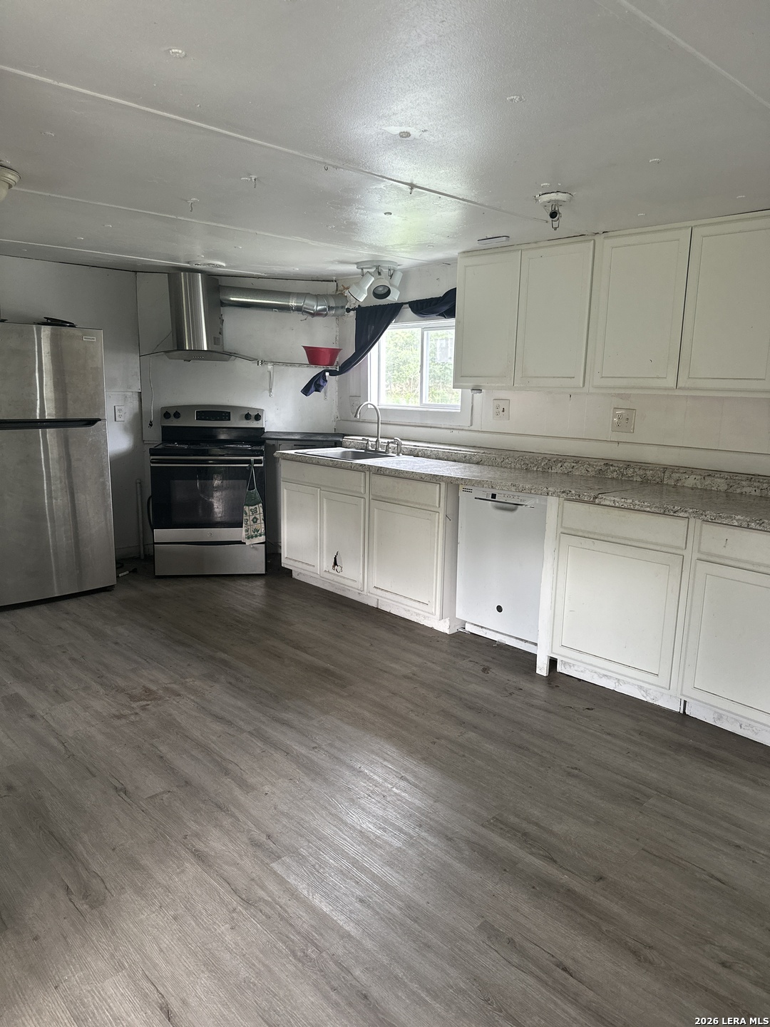 9 Sky Line Drive Comfort TX 78013