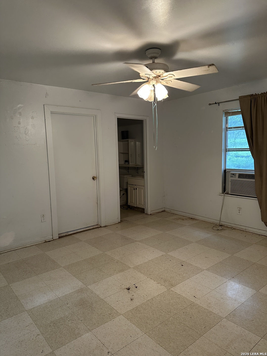 9 Sky Line Drive Comfort TX 78013