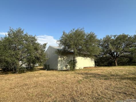 19366 Benton City Road Somerset TX 78069