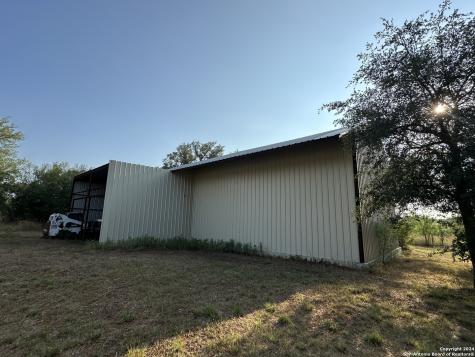 19366 Benton City Road Somerset TX 78069