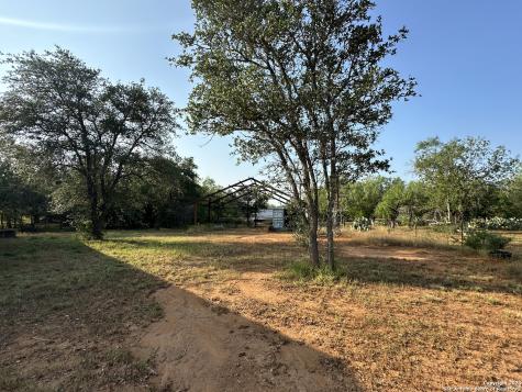 19366 Benton City Road Somerset TX 78069