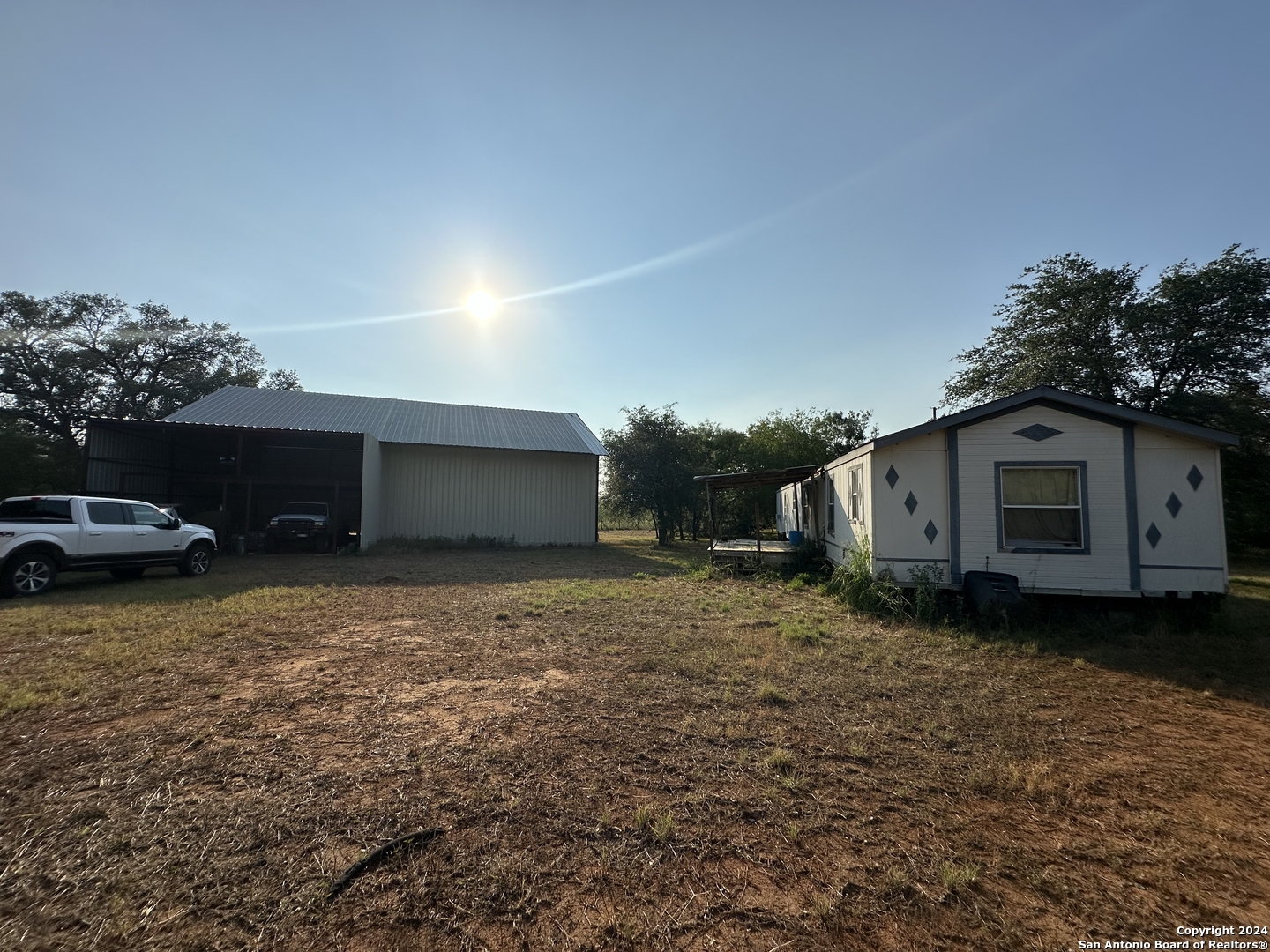 19366 Benton City Road Somerset TX 78069