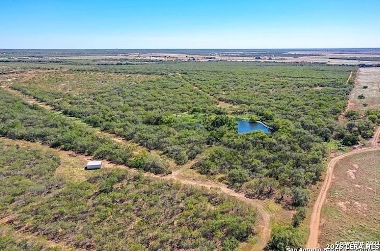 15655 Highway 140 Charlotte TX 78011