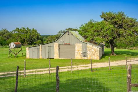 190-A Richter Road Boerne TX 78006