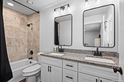 3611 Medina Highway Kerrville TX 78028