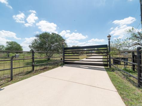 13055 Tonne Drive E New Braunfels TX 78132