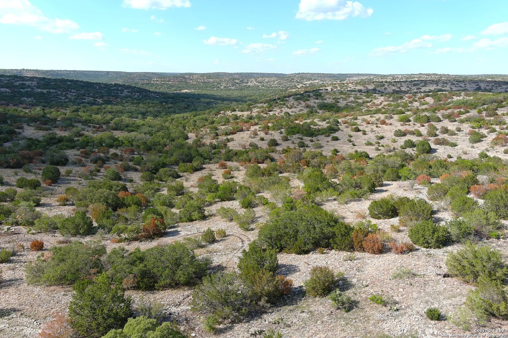 29 Oak Bend Rocksprings TX 78880