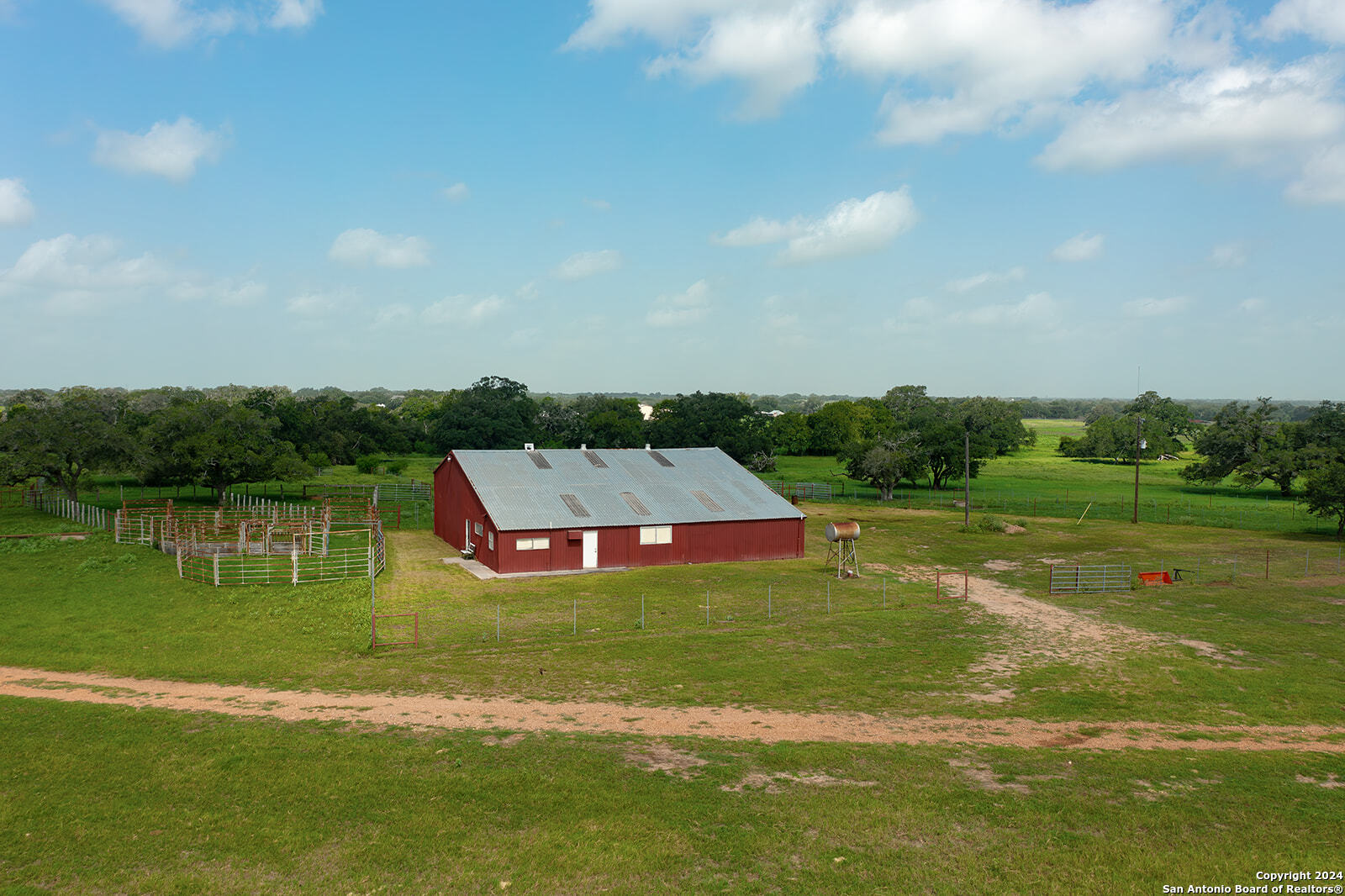 1713 Hickey Road Yoakum TX 77995