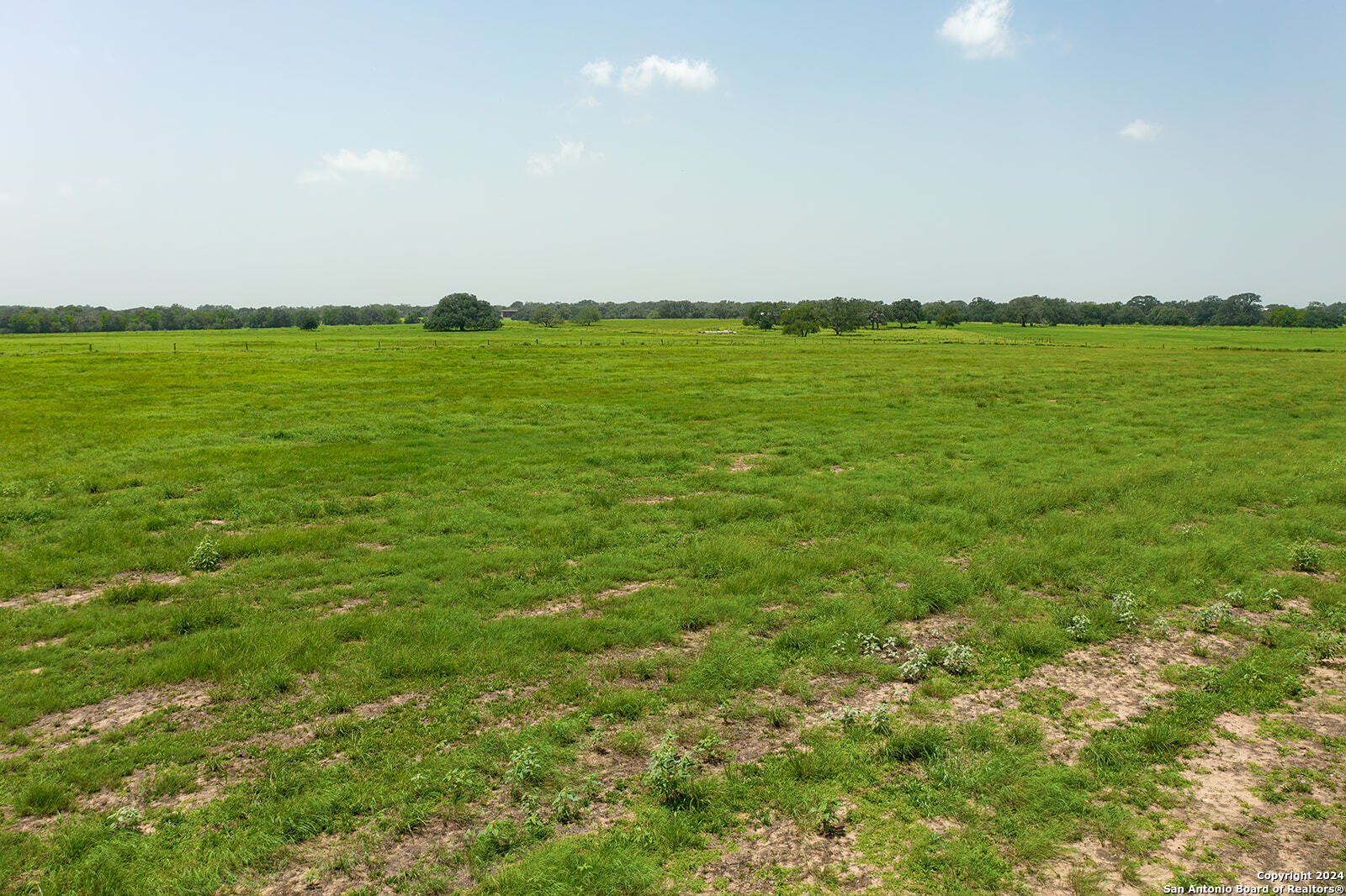 1713 Hickey Road Yoakum TX 77995