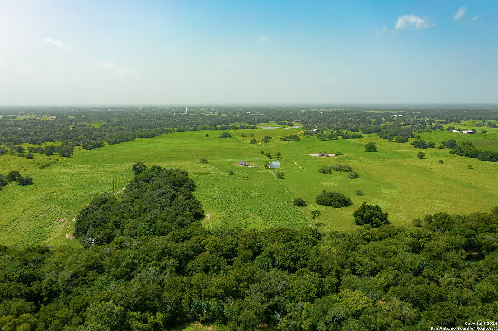 1713 Hickey Road Yoakum TX 77995
