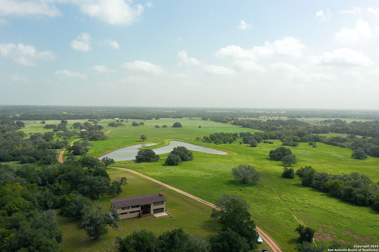 1713 Hickey Road Yoakum TX 77995