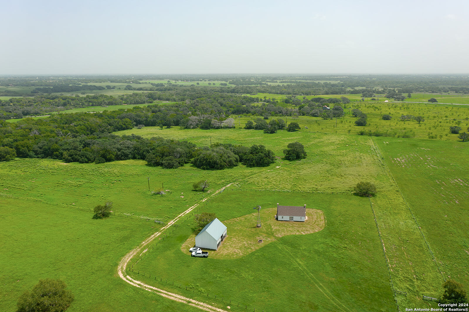 1713 Hickey Road Yoakum TX 77995