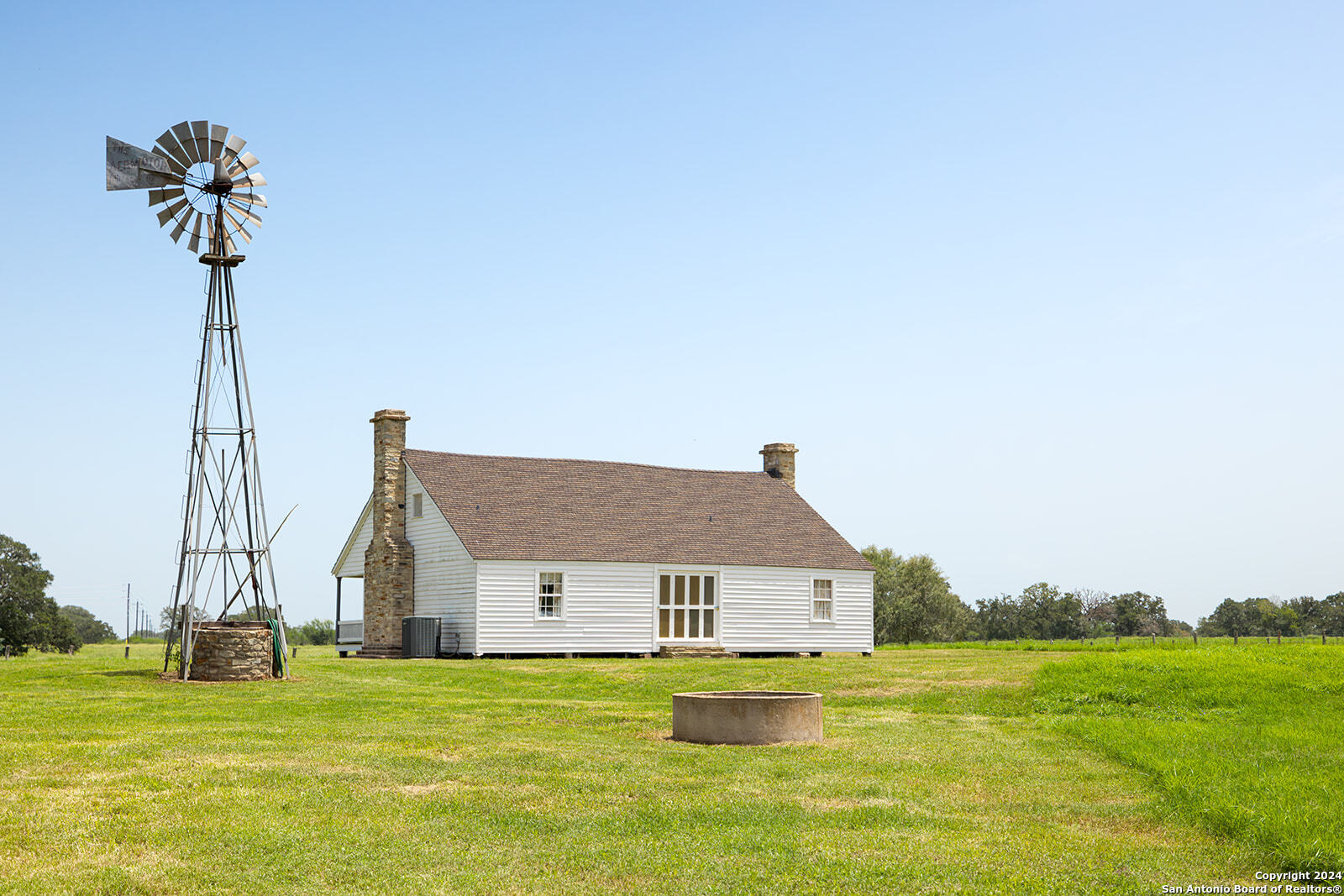 1713 Hickey Road Yoakum TX 77995