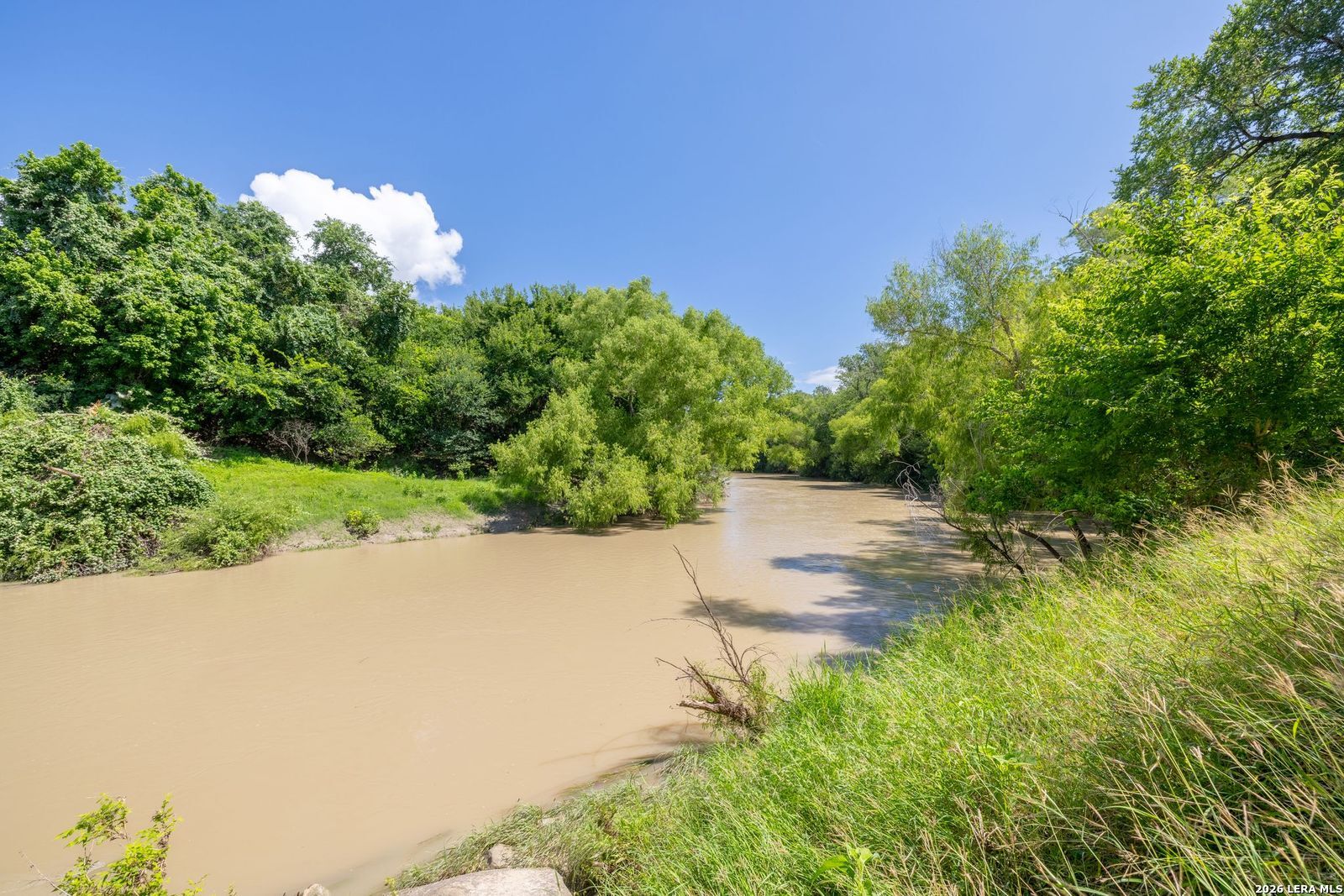 237 County Road 393 Runge TX 78151