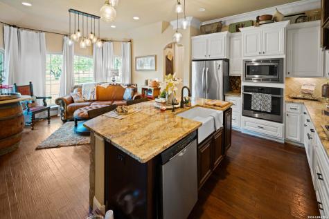 5002 Fm 476 Poteet TX 78065