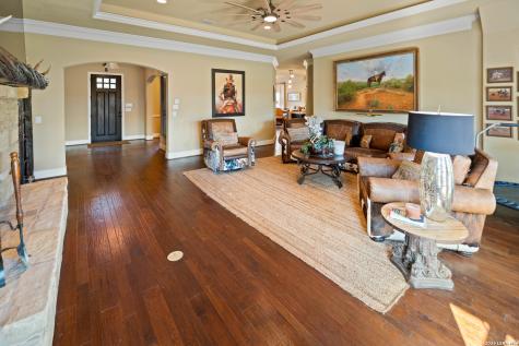 5002 Fm 476 Poteet TX 78065