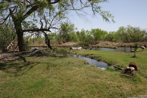 660 Private Road D47 Charlotte TX 78011
