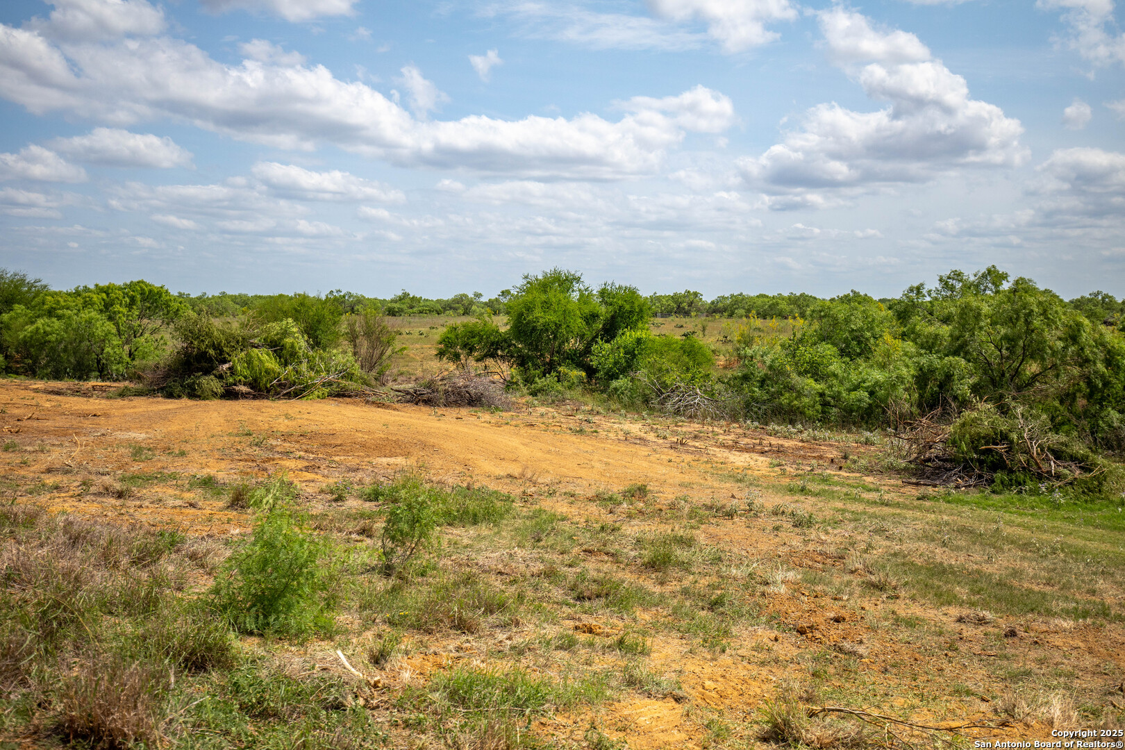 500 Pr Goose Creek Lane Jourdanton TX 78026
