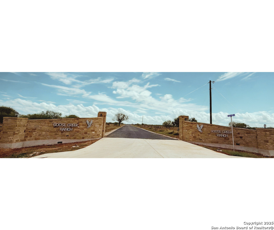 500 Pr Goose Creek Lane Jourdanton TX 78026
