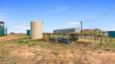 6286 Farm To Market 2146 Jourdanton TX 78206
