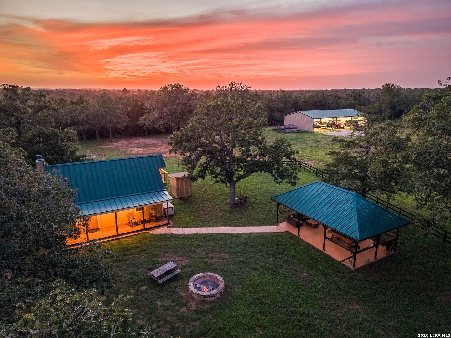 10488 State Highway 304 Harwood TX 78632