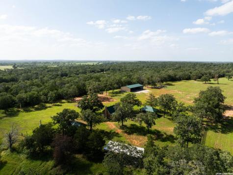 10488 State Highway 304 Harwood TX 78632