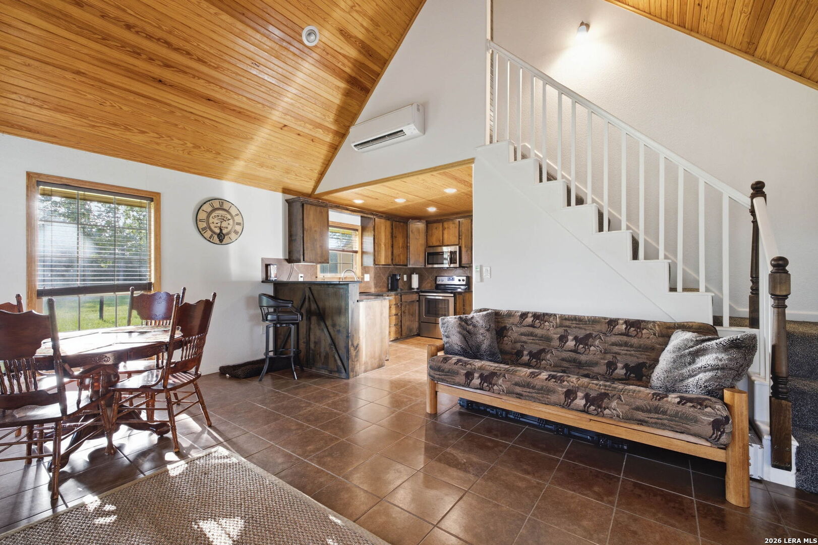 10488 State Highway 304 Harwood TX 78632