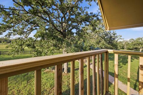 10488 State Highway 304 Harwood TX 78632