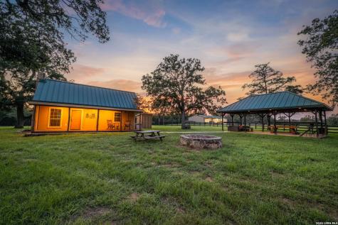 10488 State Highway 304 Harwood TX 78632