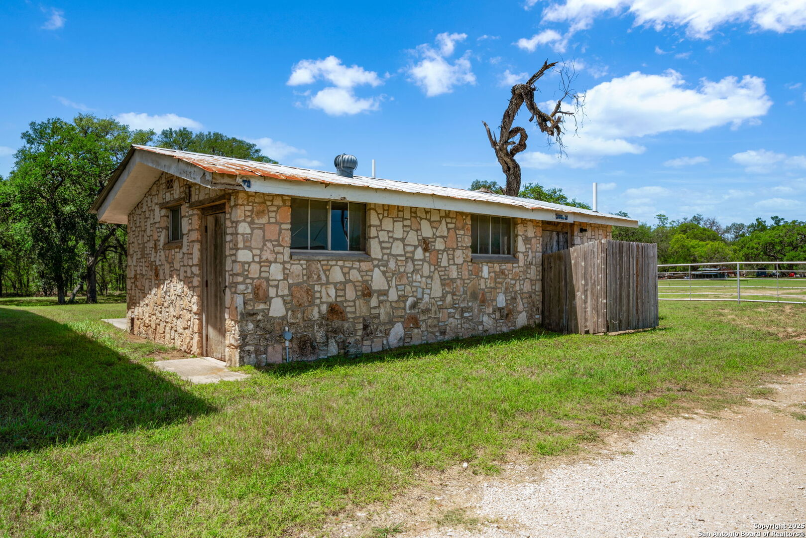 11224 Atkins Road Atascosa TX 78002