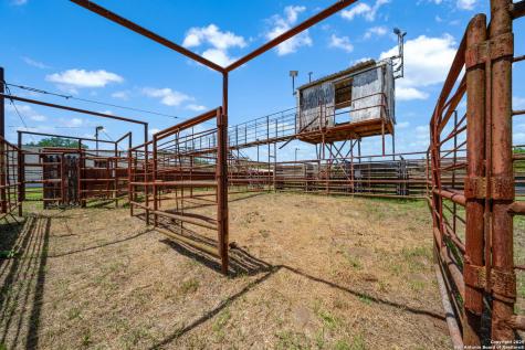 11224 Atkins Road Atascosa TX 78002