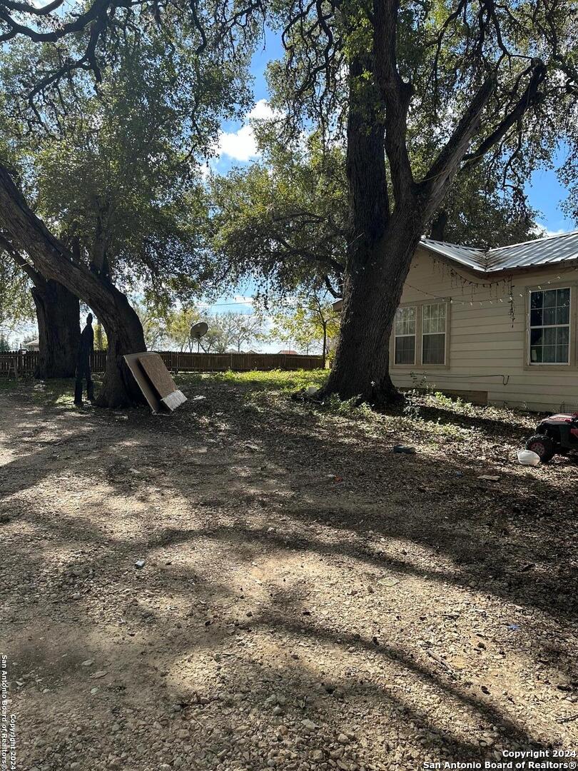 14075 Sherwood Atascosa TX 78002