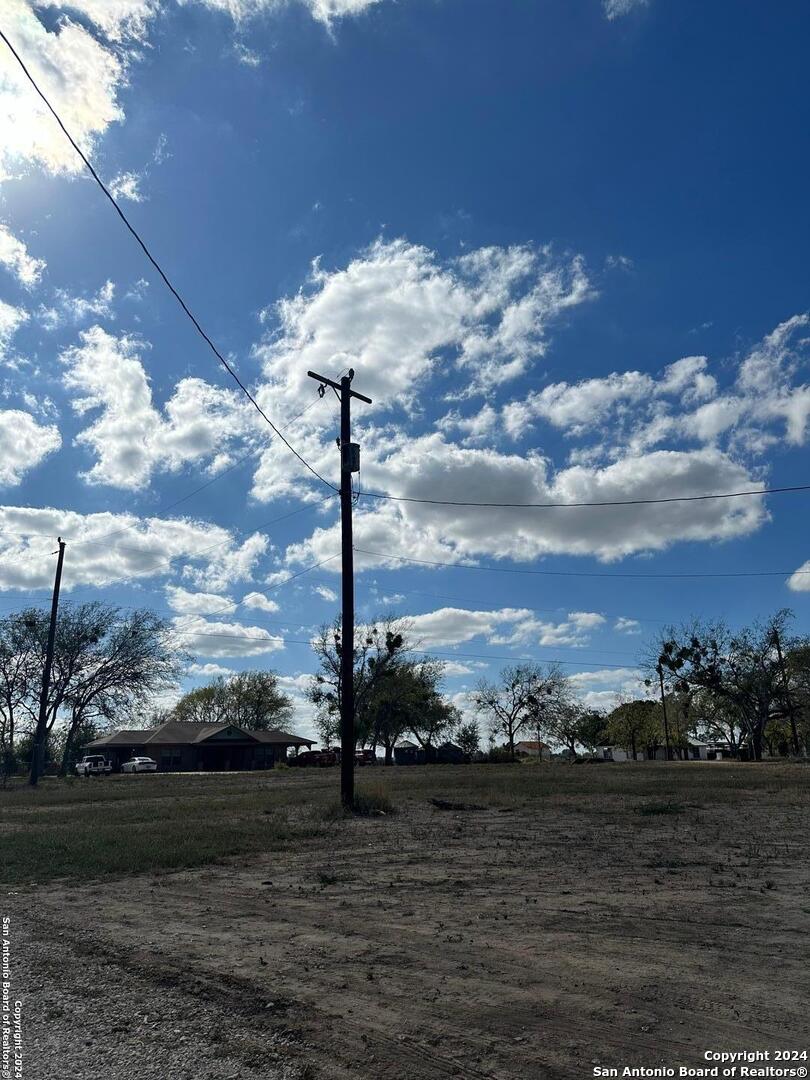 14075 Sherwood Atascosa TX 78002