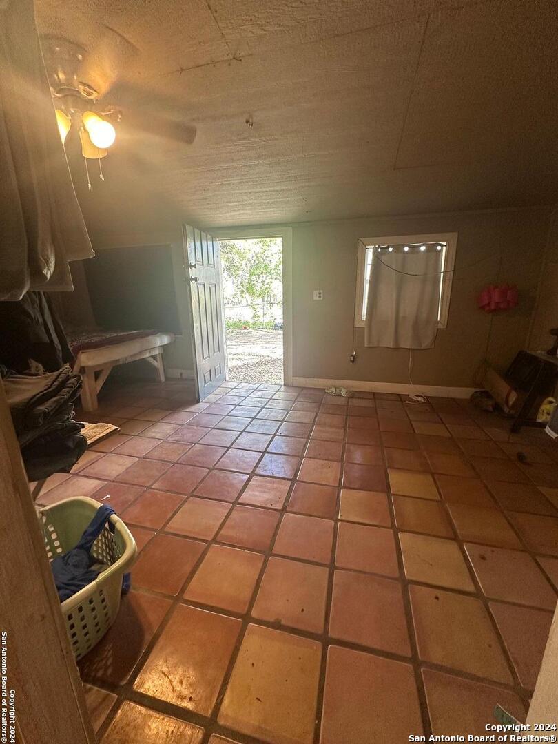 14075 Sherwood Atascosa TX 78002