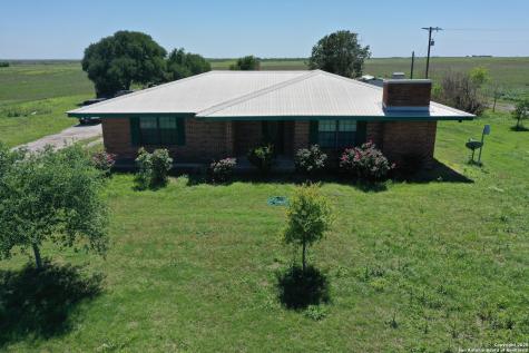 14420 Fm 99 Karnes City TX 78118
