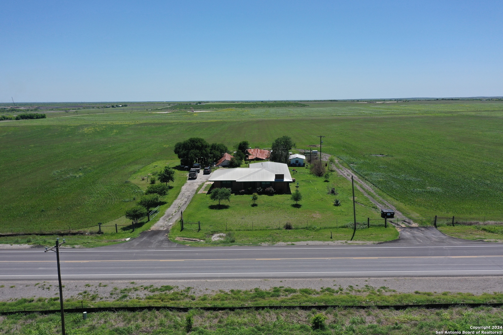 14420 Fm 99 Karnes City TX 78118