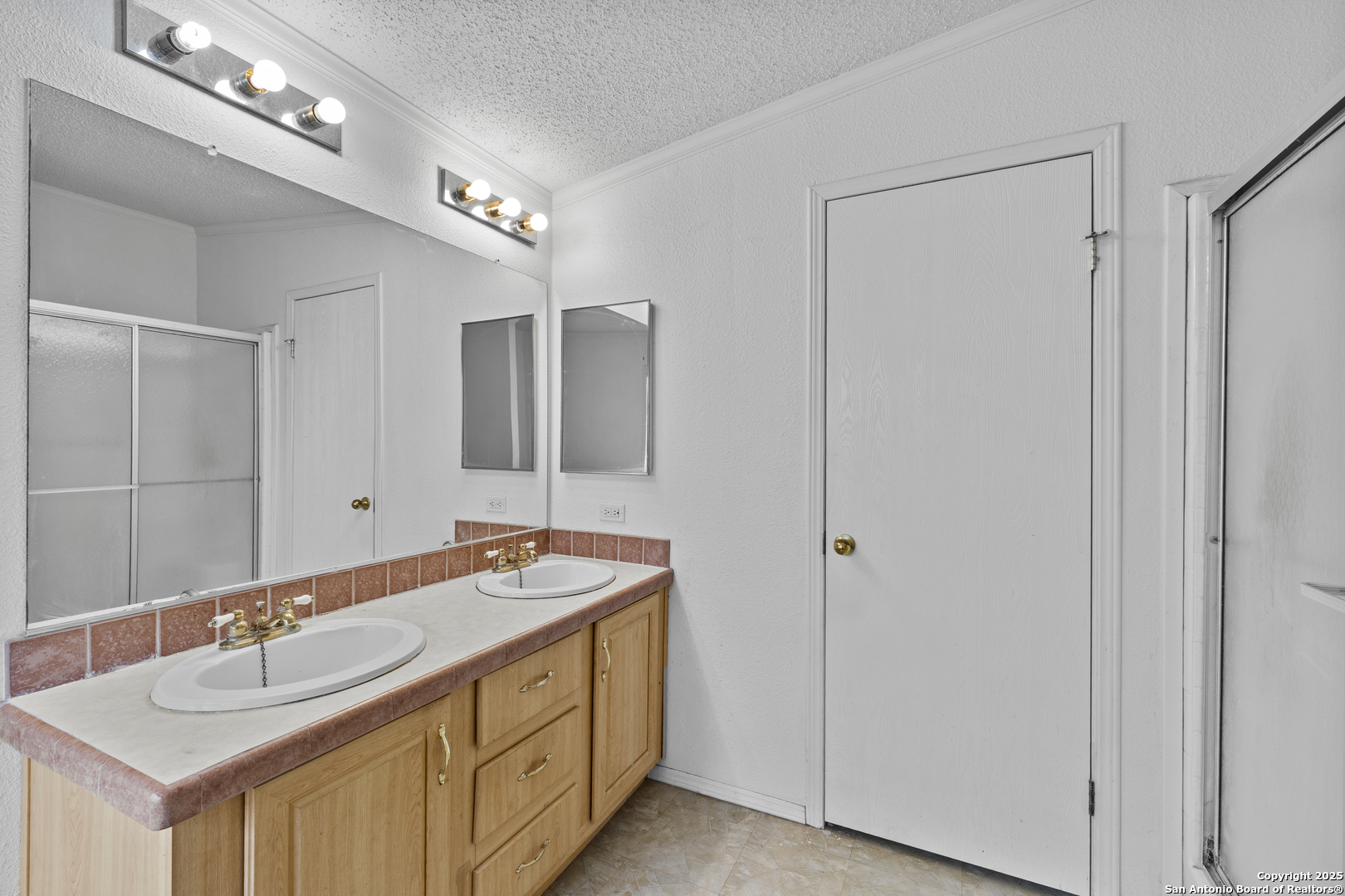 1189 Vivroux Ranch Seguin TX 78155