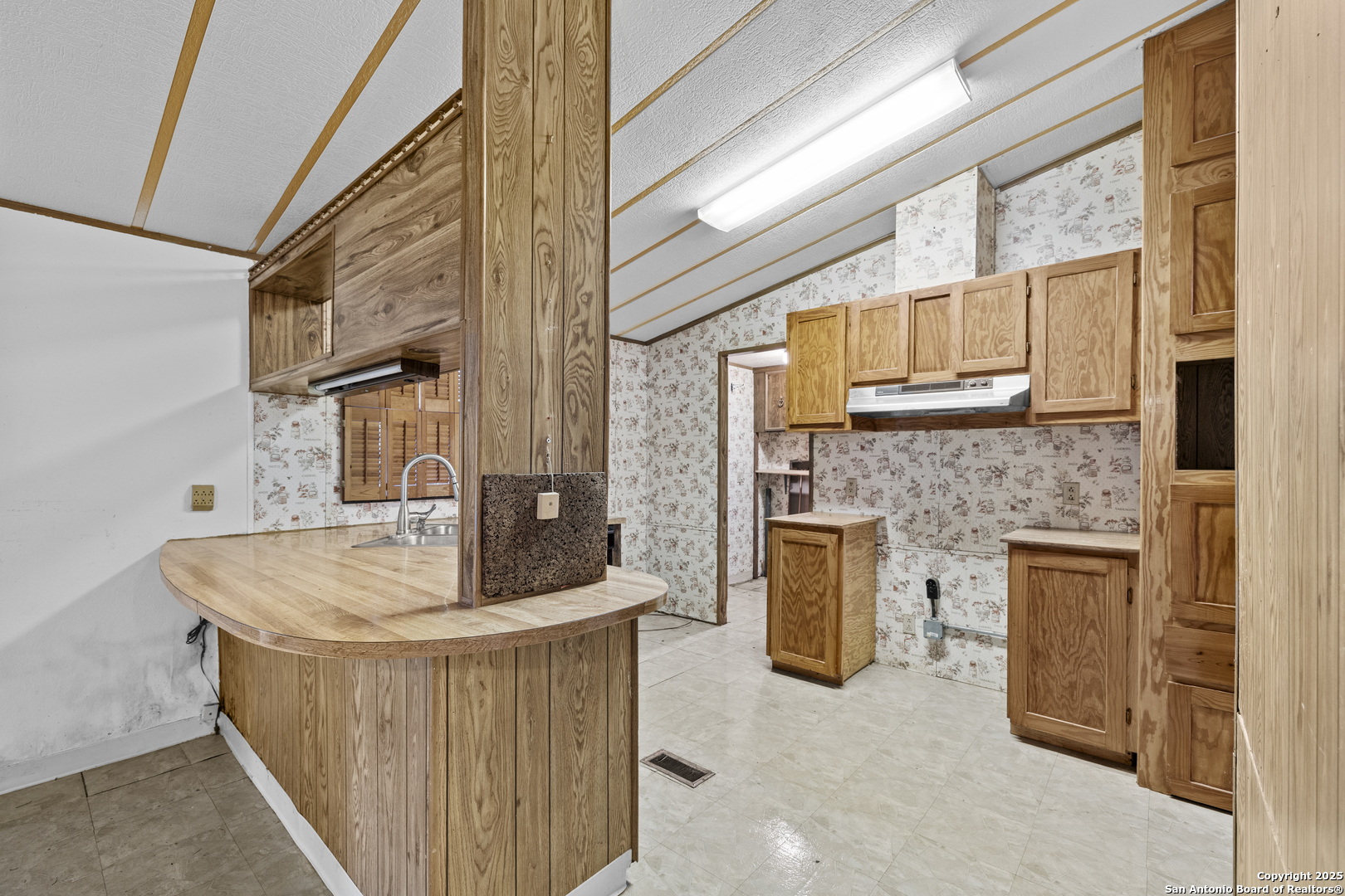 1189 Vivroux Ranch Seguin TX 78155