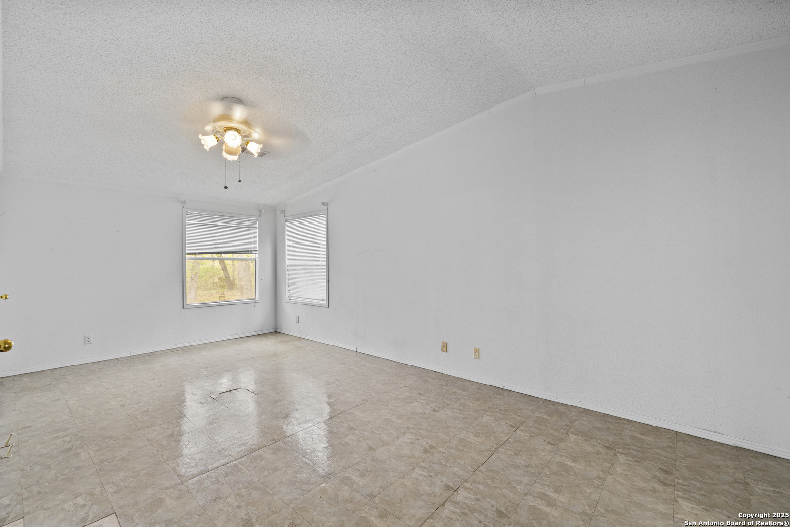 1189 Vivroux Ranch Seguin TX 78155