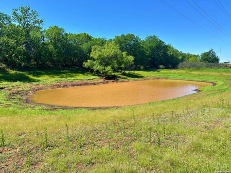 3265 Highway 97 Jourdanton TX 78026