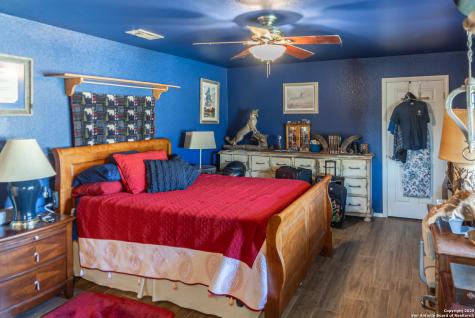 2133 Lausen Del Rio TX 78840
