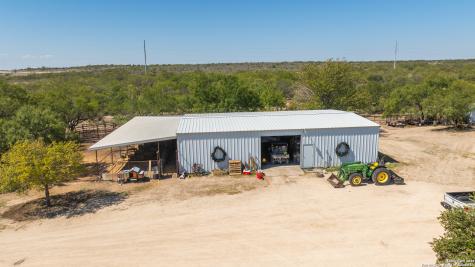 2133 Lausen Del Rio TX 78840